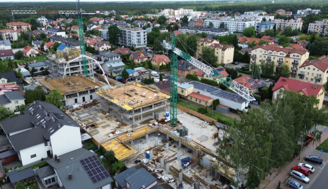 Kontynuujemy prace przy konstrukcji budynków!