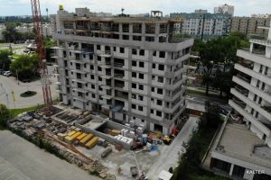 Wykonano już konstrukcję ostatniego stropu