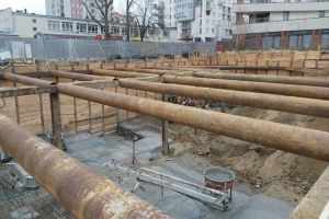 Trwają prace związane z przełożeniem sieci kanalizacyjnych