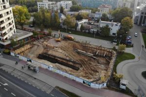 Na budowie rozpoczęły się roboty żelbetowe