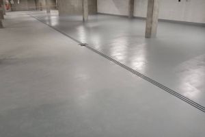 Zakończyliśmy prace związane z wykonaniem powłoki żywicznej w garażu na poziomie 0