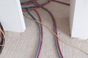 Trwają mocno zaawansowane prace związane z wykonywaniem robót elewacyjnych