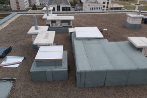 Trwają mocno zaawansowane prace związane z wykonywaniem robót elewacyjnych