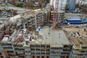 Kontynuujemy prace związane z wznoszeniem konstrukcji żelbetowej budynku