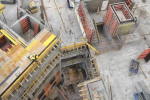 Kontynuujemy prace związane z wznoszeniem konstrukcji żelbetowej budynku