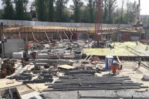 W miesiącu kwietniu wykonano około 80% płyty fundamentowej